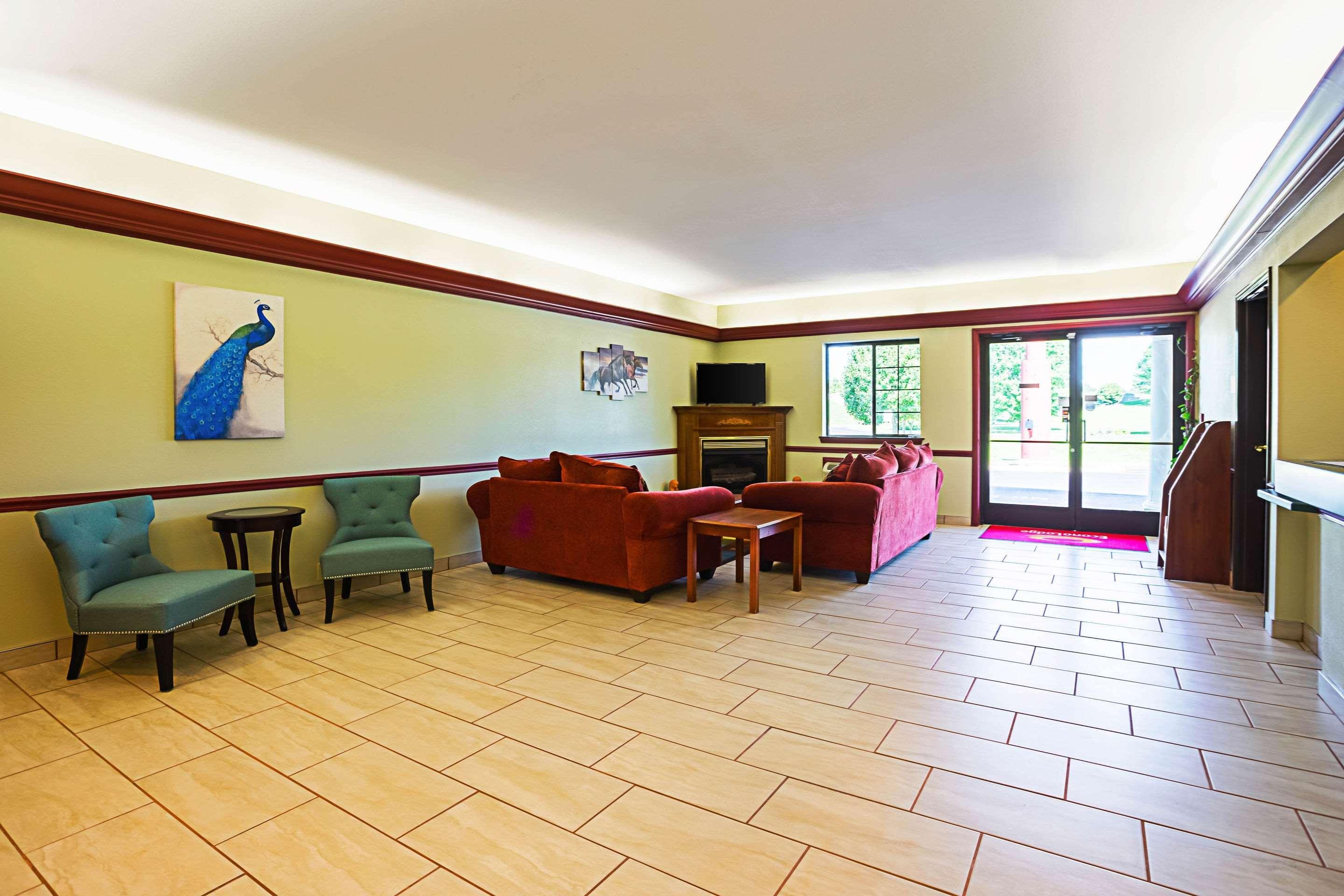 Econo Lodge Inn & Suites Ripley Dış mekan fotoğraf