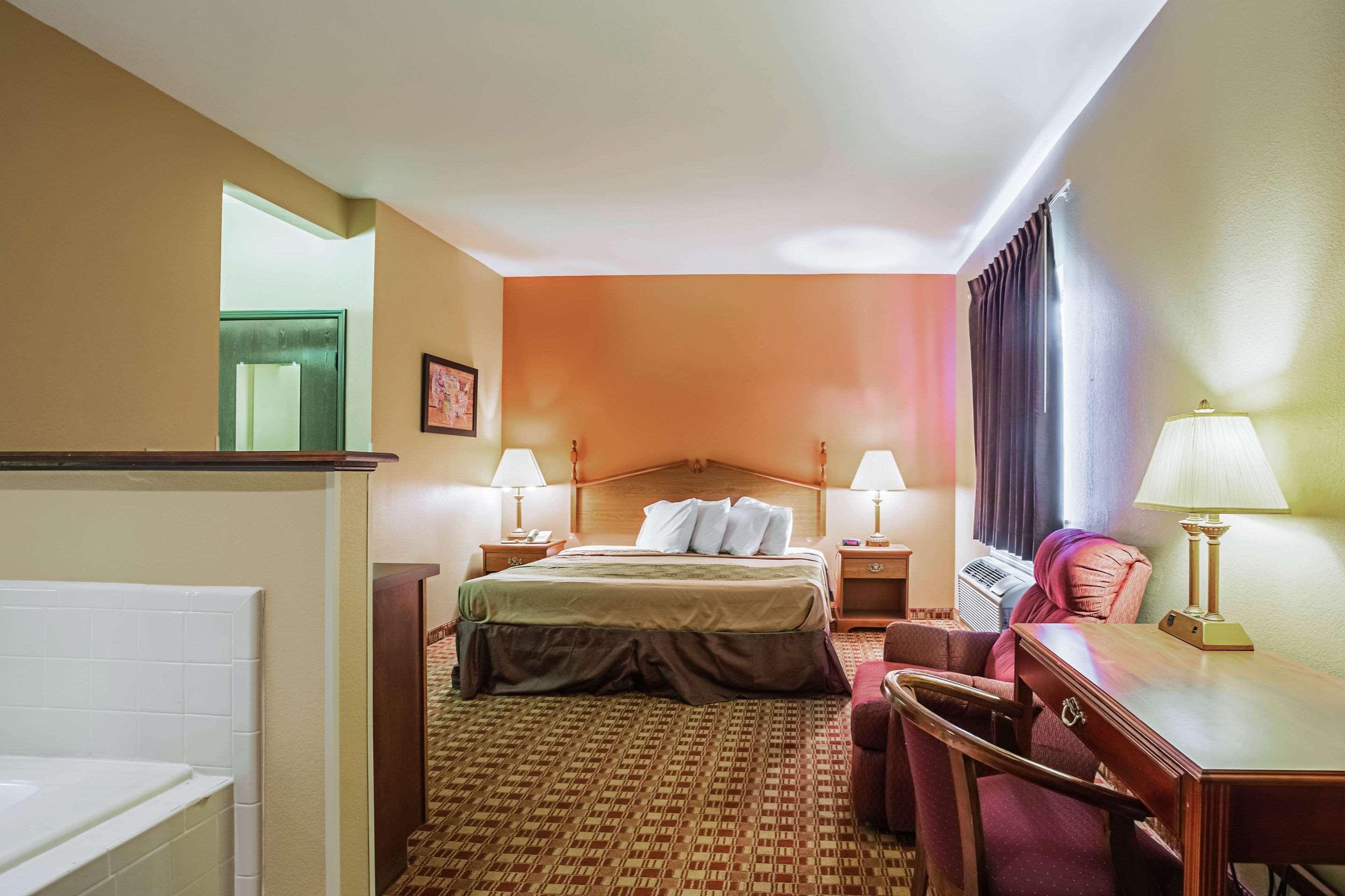 Econo Lodge Inn & Suites Ripley Dış mekan fotoğraf