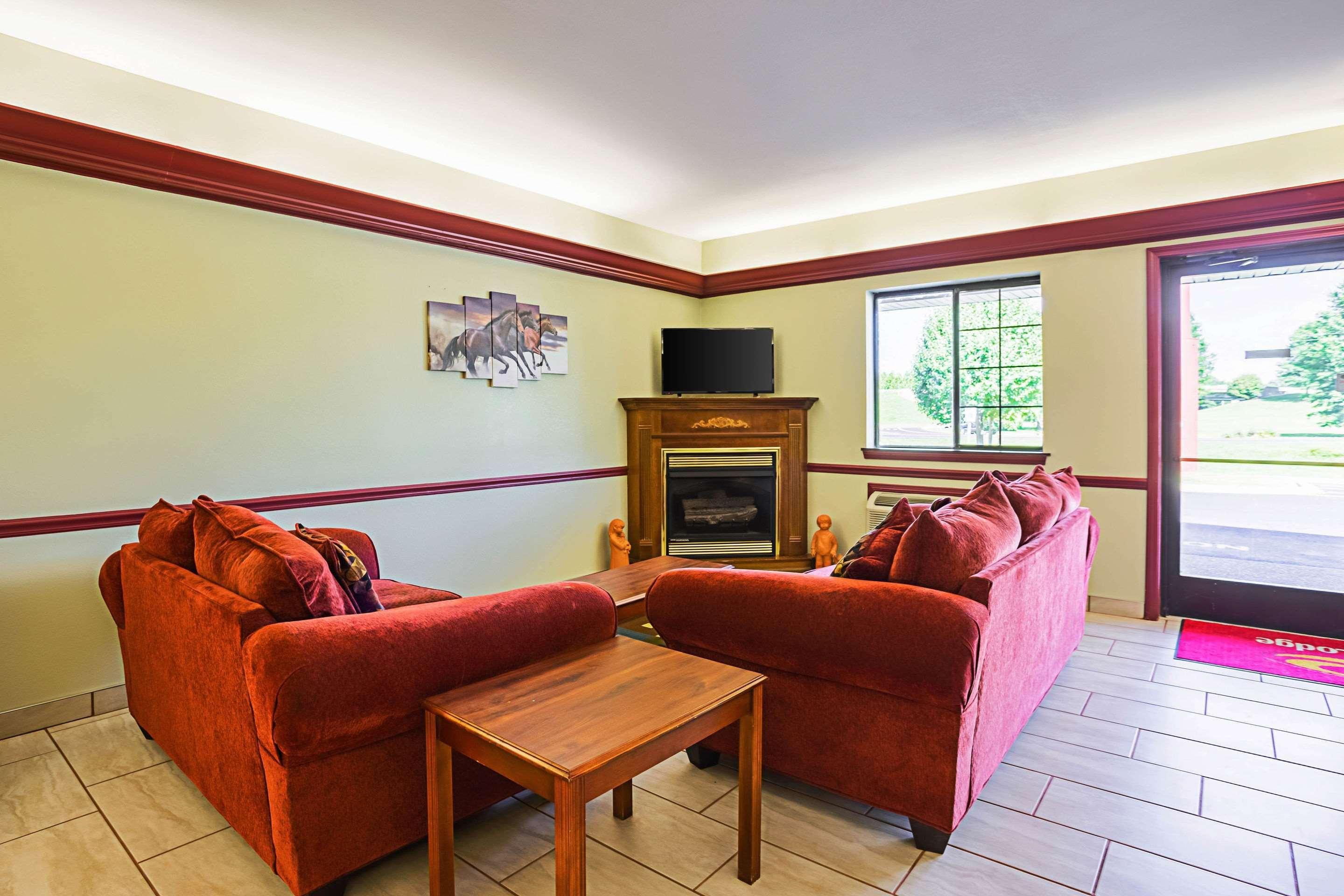 Econo Lodge Inn & Suites Ripley Dış mekan fotoğraf