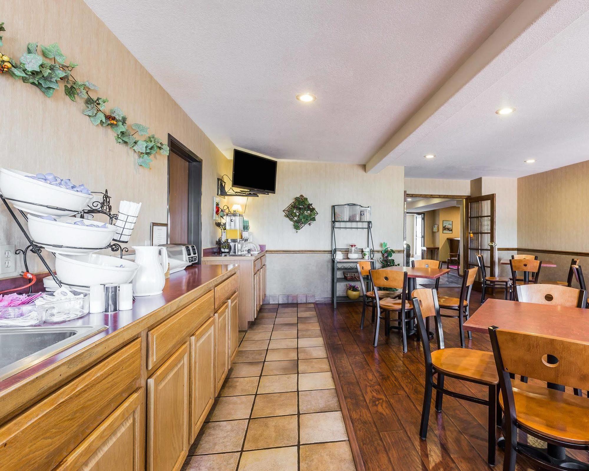 Econo Lodge Inn & Suites Ripley Dış mekan fotoğraf