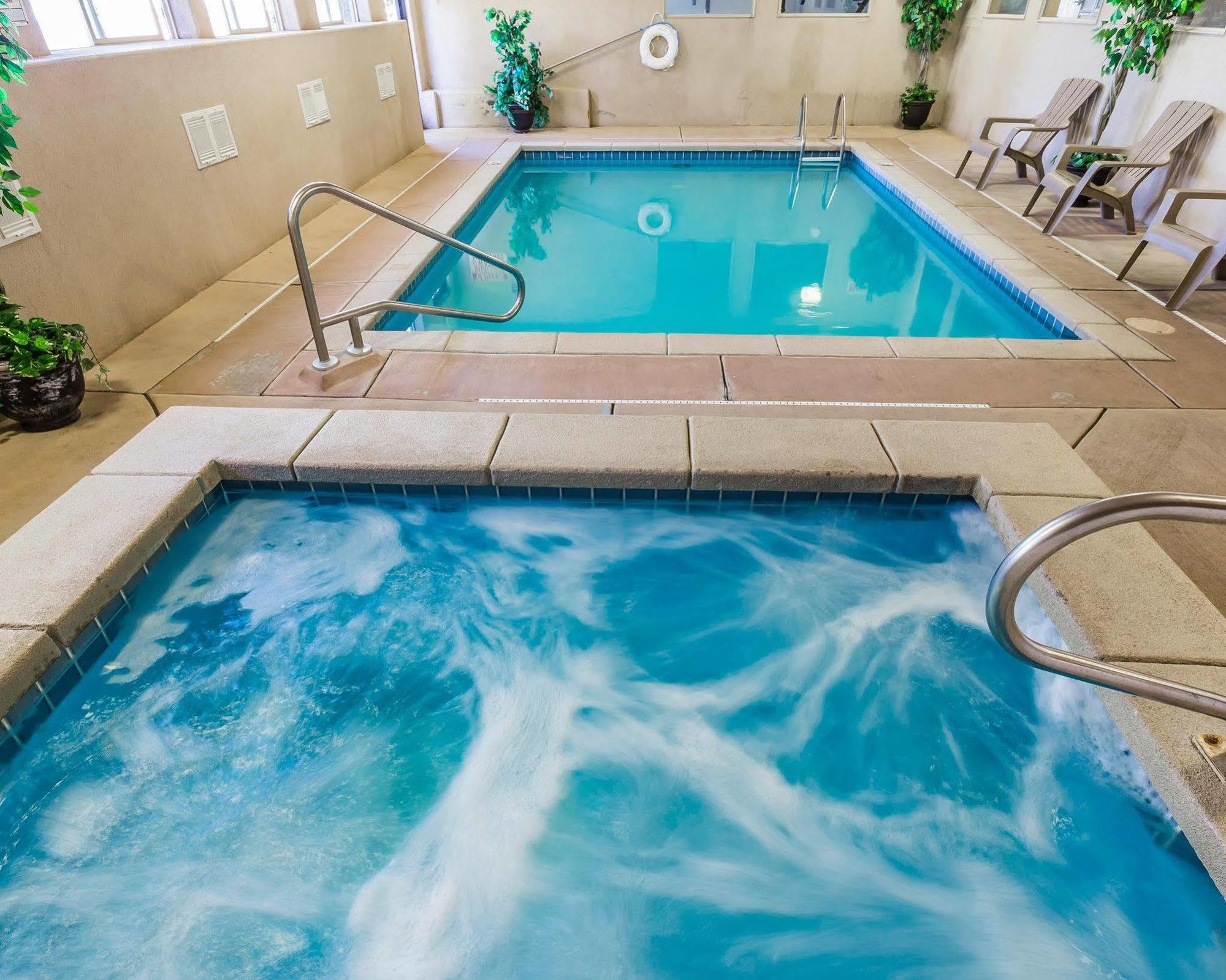 Econo Lodge Inn & Suites Ripley Dış mekan fotoğraf